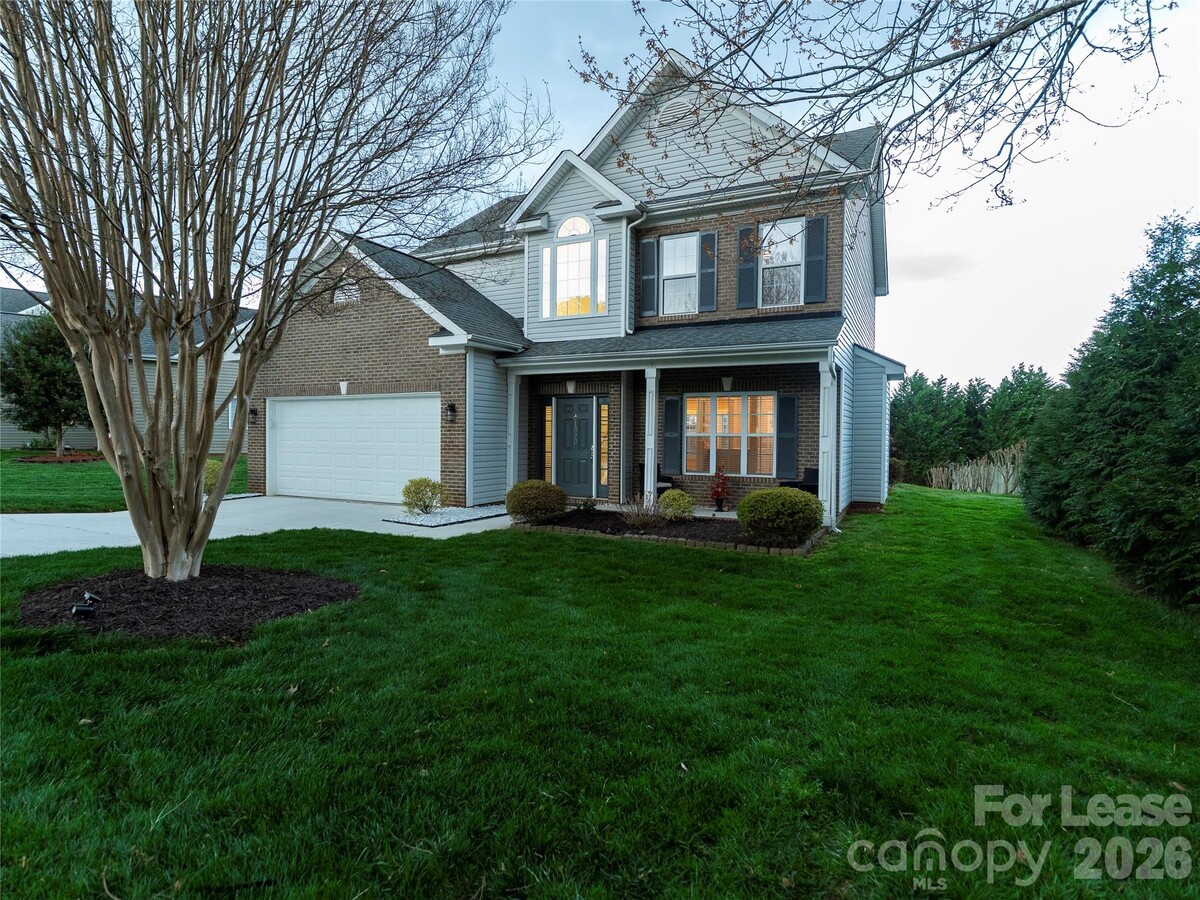 Photo - 1990 Trace Creek Dr