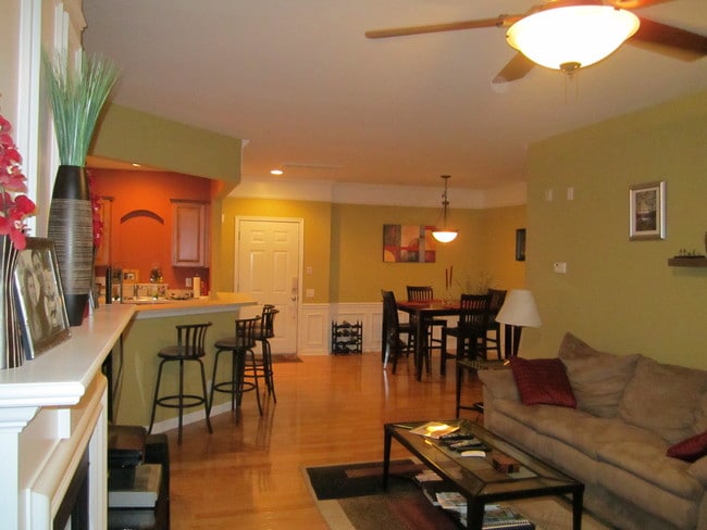 Photo - 3250 Margellina Drive Unit 3250