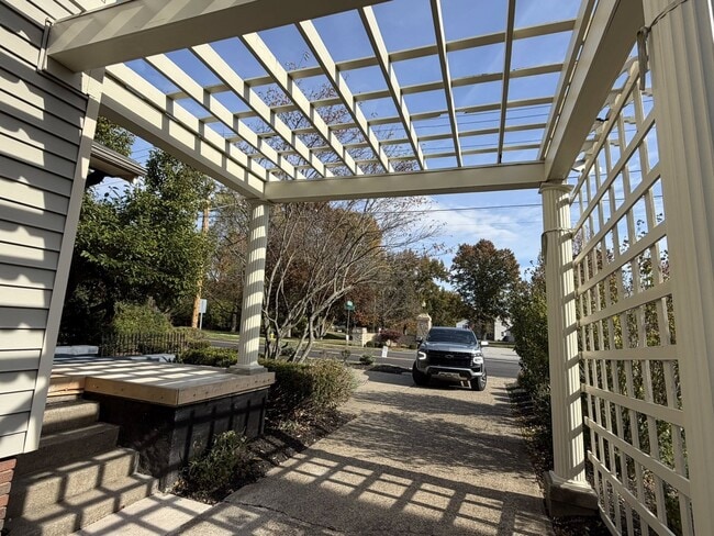 Photo - 2657 Dresden Rd