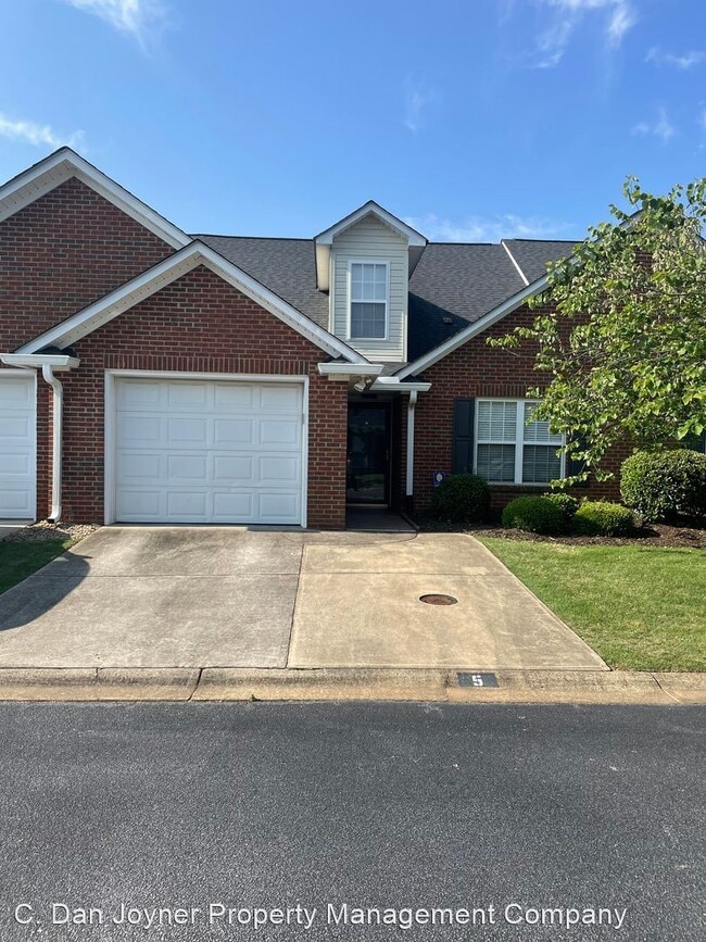 3 br, 3 bath House - 5 Dove Haven Drive - 3 br, 3 bath House - 5 Dove Haven Drive