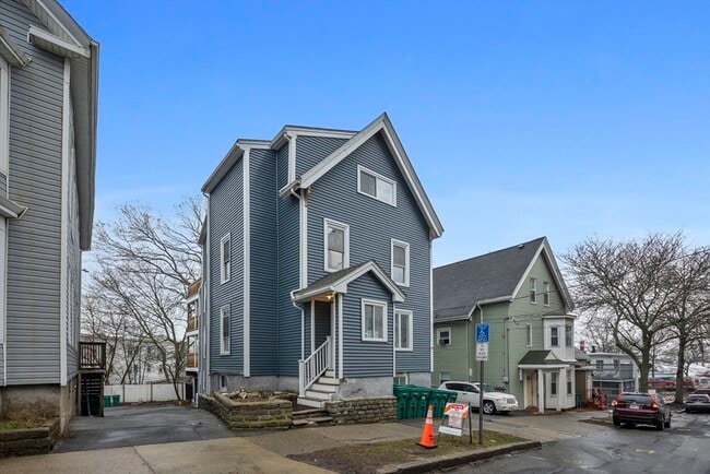 Photo - 60 Tudor St Unit 1