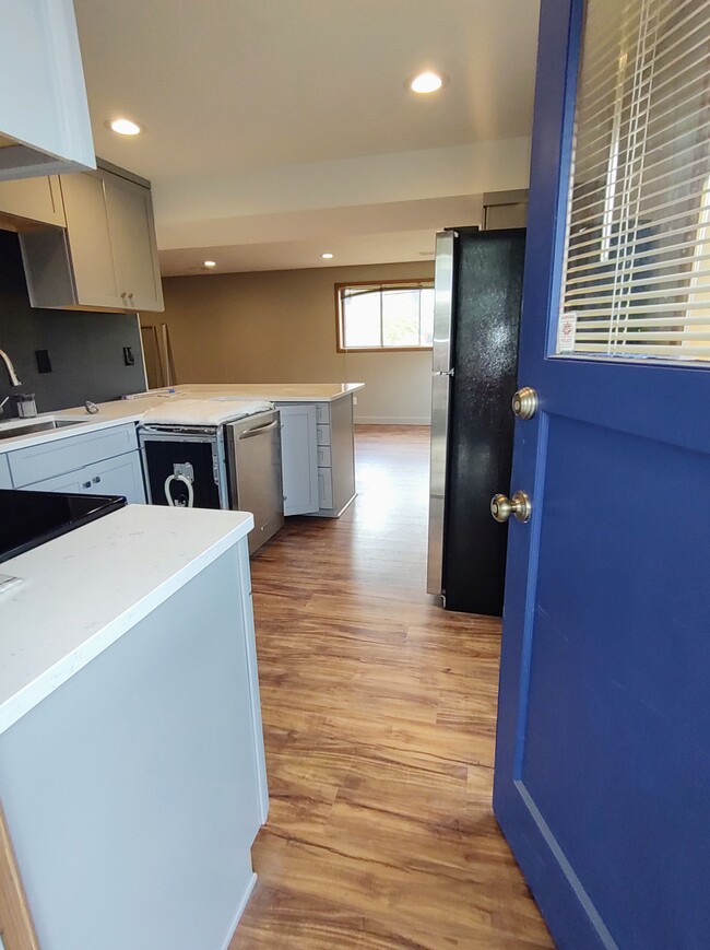 Building Photo - 3344 NE 144th Ave Unit #B Rental