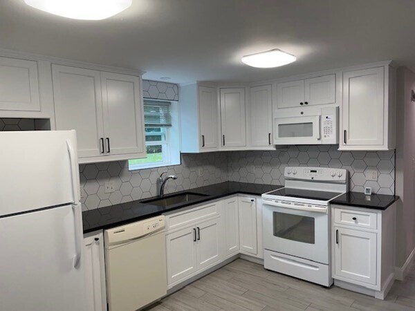 Photo - 189 River St Unit 1