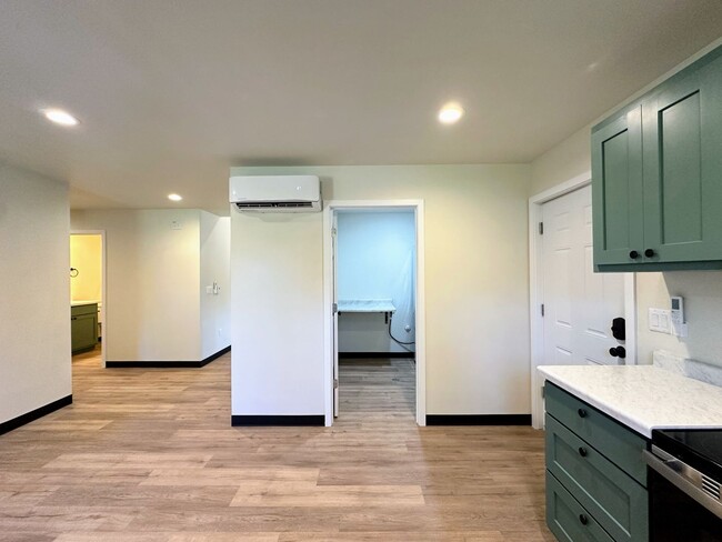 Photo - 1201-1203 Atrium Ct Unit 1201