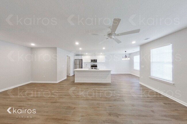 Photo - 11 Camper Cir