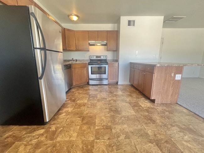 Photo - 2821 N Columbus Blvd