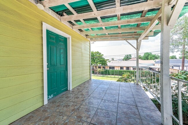 Photo - 1711 Fourcade St Unit 10