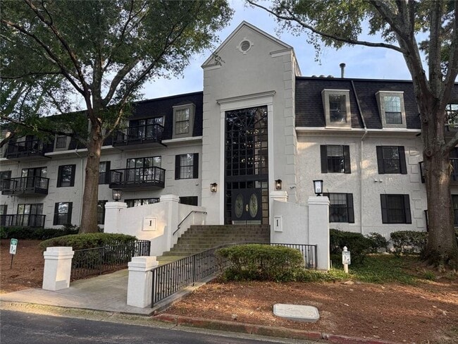 Photo - 1308 Pine Heights Dr NE Condo
