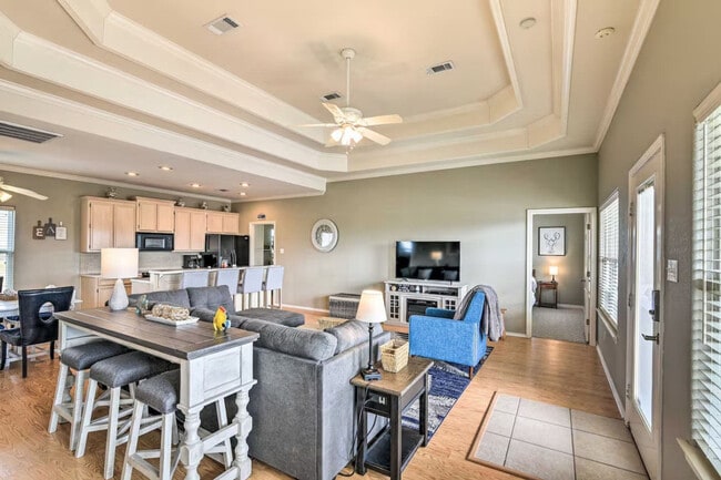 Building Photo - 3229 Castle Dr Unit ID1353849P