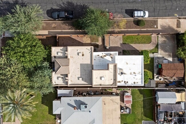 Photo - 1629 W Willetta St