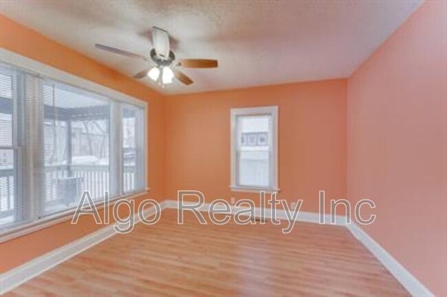 Photo - 2431 N Ilion Ave