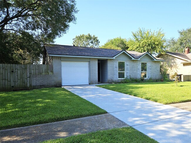 Building Photo - 2513 Knoxville Dr Rental