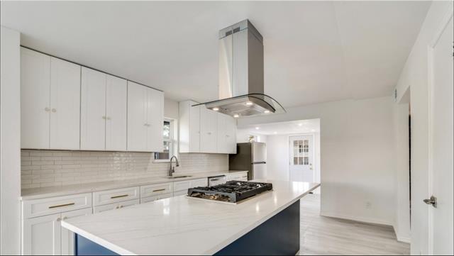 Photo - 8435 Birchcroft Dr