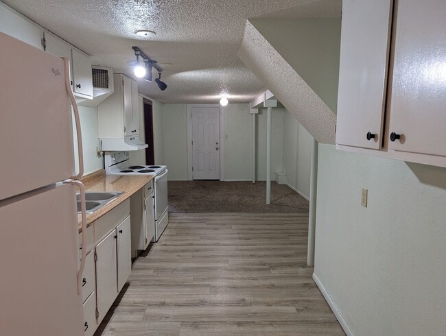 Photo - 2209 W Colorado Ave Unit 2209 1/2