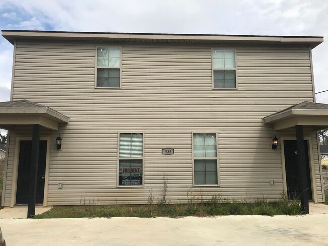 Building Photo - 935 Tallow Rd Rental