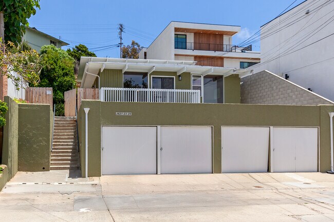 Photo - 2621 Dove St Townhome