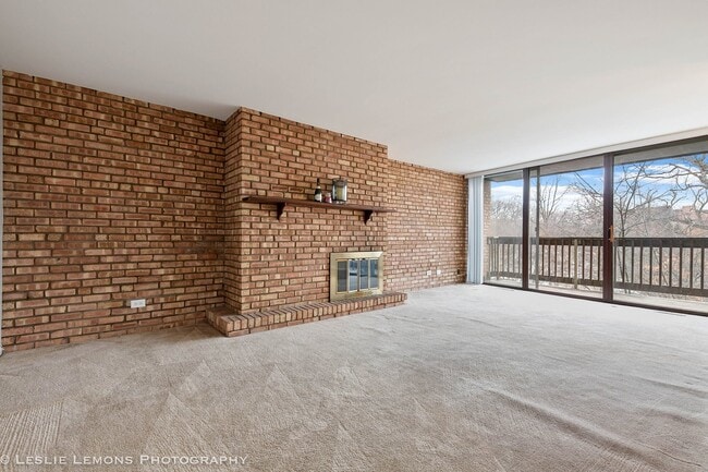 Photo - 5700 Hillcrest Ln Unit 3G