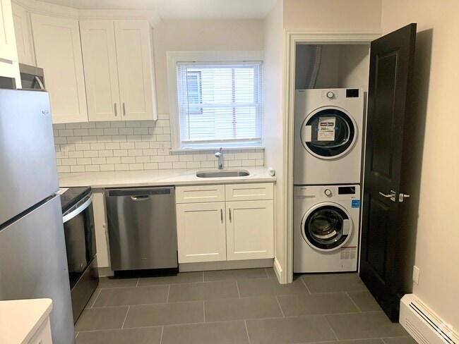 Building Photo - 81 Alpine St Unit C Rental