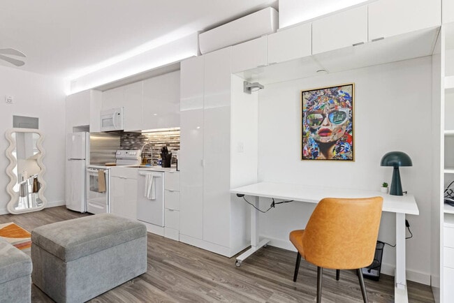 Photo - 12607 Larchmere Blvd Unidad ID1335753P