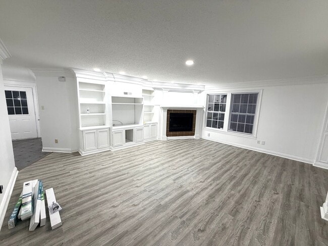 Photo - 10882 Emery Dr