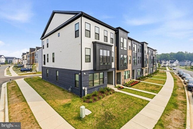 Photo - 16007 Hyde Pk Pl