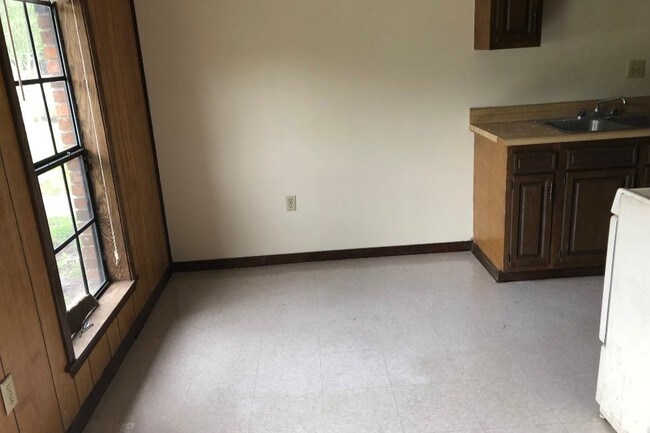 Photo - 137 Clinton Ct Unidad A