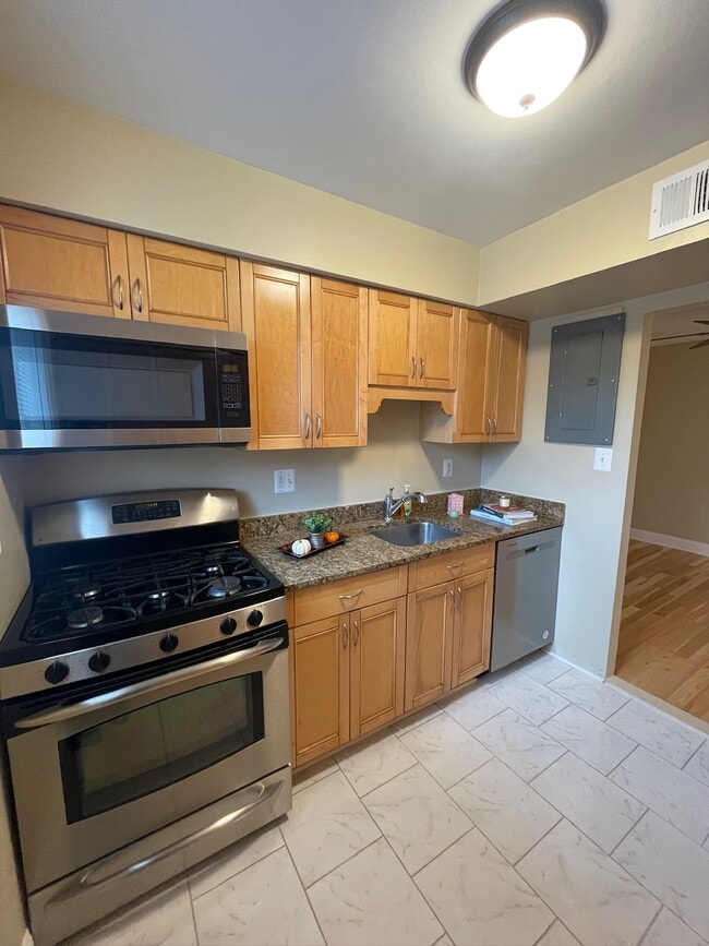Photo - 11512 Bucknell Dr Unit 11512BucknellDr.3