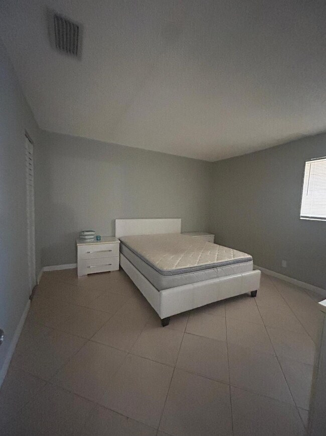 Photo - 3109 NW 2nd Terrace