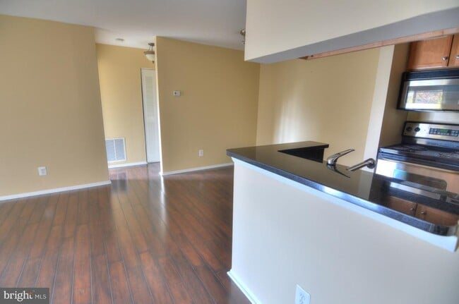 Photo - 1793 Jonathan Way Unit 1793-L