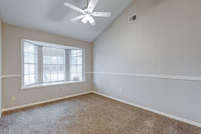 Photo - 5102 Parsley Ave