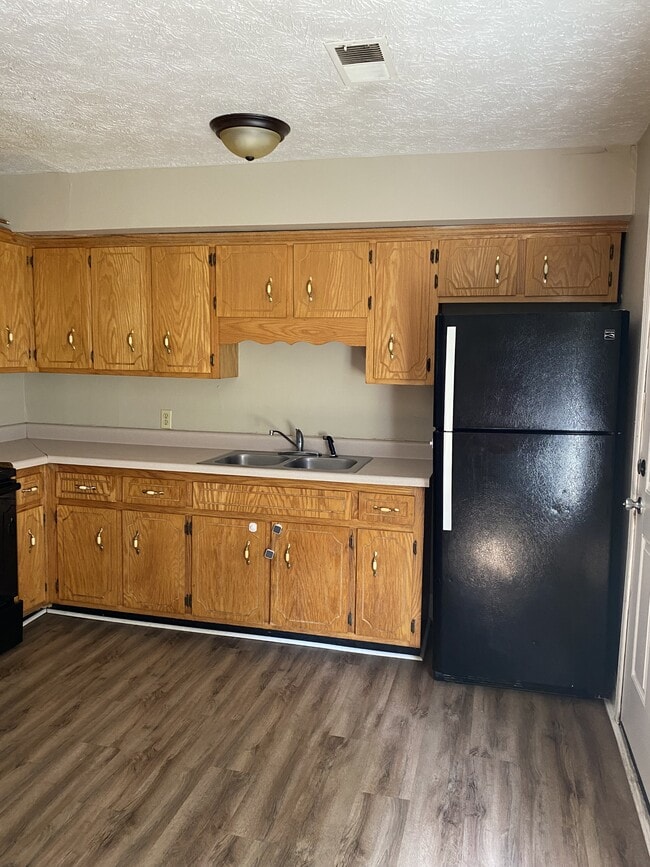 Photo - 307 Belew St