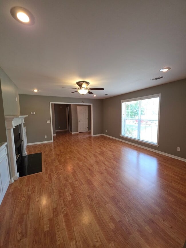 Photo - 707 S Waco Ave