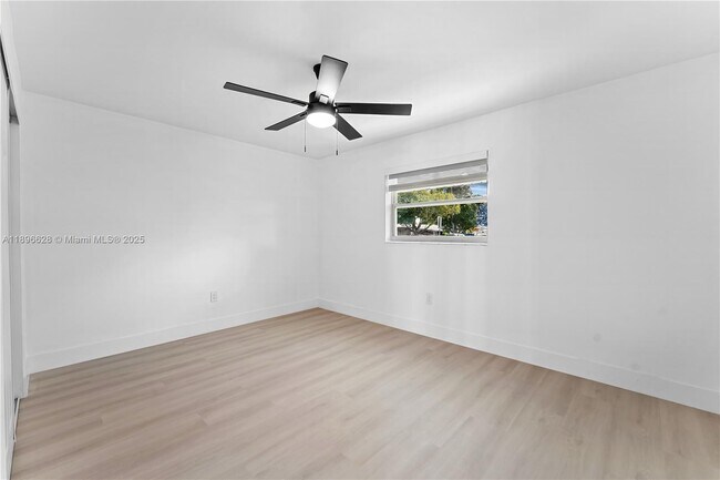 Photo - 2600 NW 68th Way