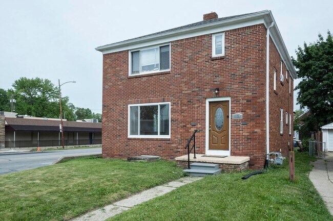 Photo - 3174 Sherbrooke Rd Unidad Lower