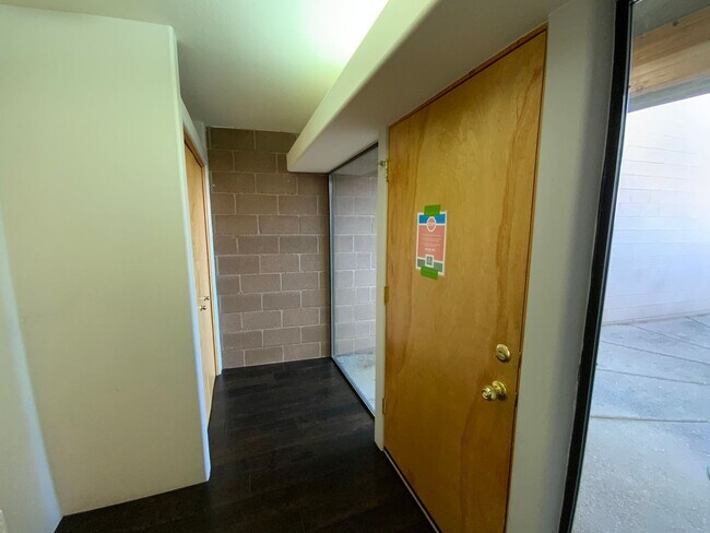 Photo - 3 Bedroom Townhome Available Near Eubank Blvd NE & Montgomery Blvd NE!