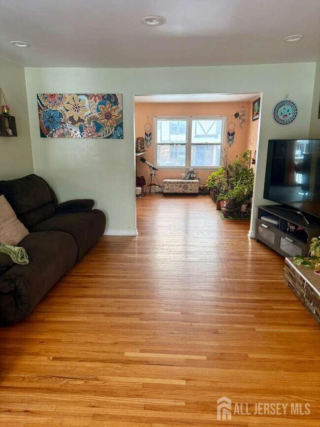 Photo - 10 Nutmeg Ct