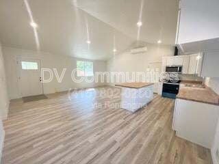 Photo - 1246 Hughes St