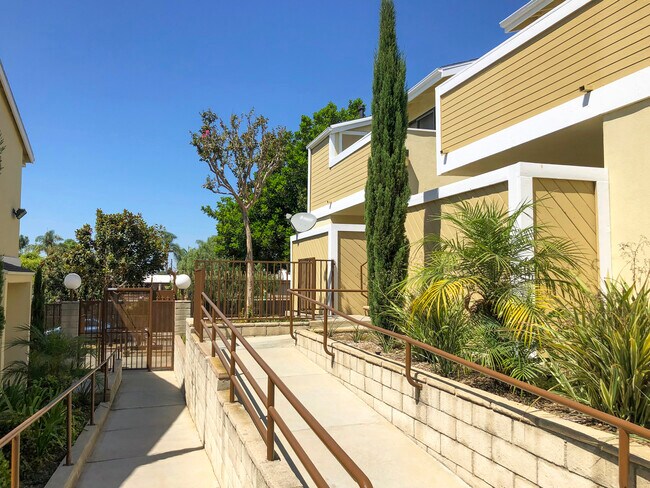 Ladera Vista Apartments