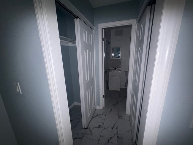 Photo - 702-704-704 Fifth Ave Unit D1