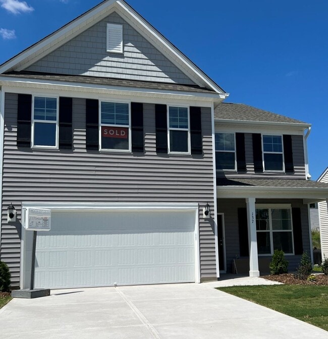 Photo - Coming Soon - Gorgeous Home with 4 bedroom, 2.5 bath and large loft area!