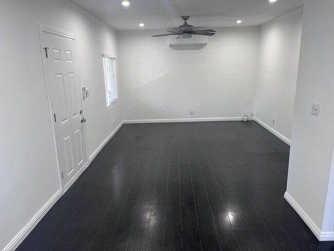 Photo - 1253 Cypress Ave
