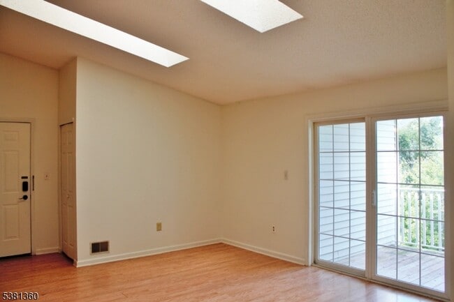 Photo - 816 Breckenridge Dr