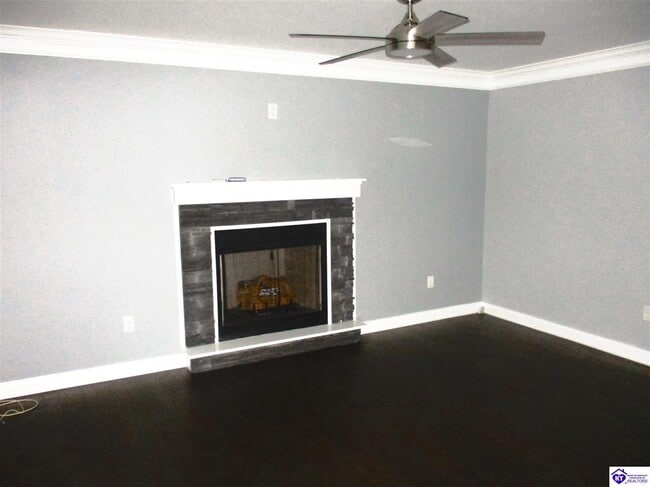 Photo - 130 Diamond Ct