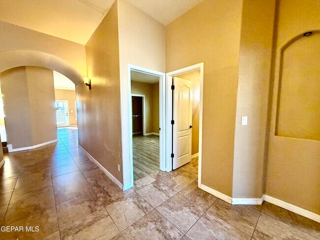 Photo - 14202 Fabled Point Ave