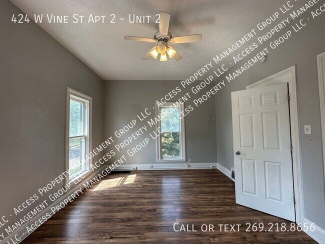 Photo - 424 W Vine St