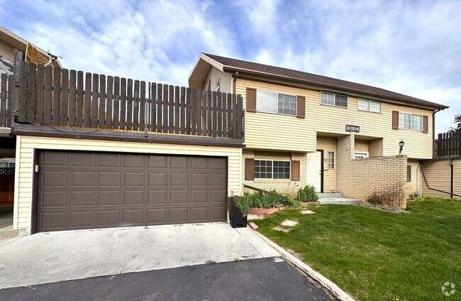 Building Photo - 1835 W Homestead Farms Ln