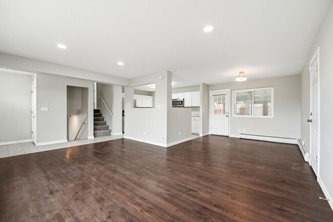 Photo - 54 Minden Cir