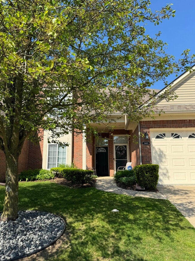 Photo - 3498 Eagle Creek Dr Unit 15
