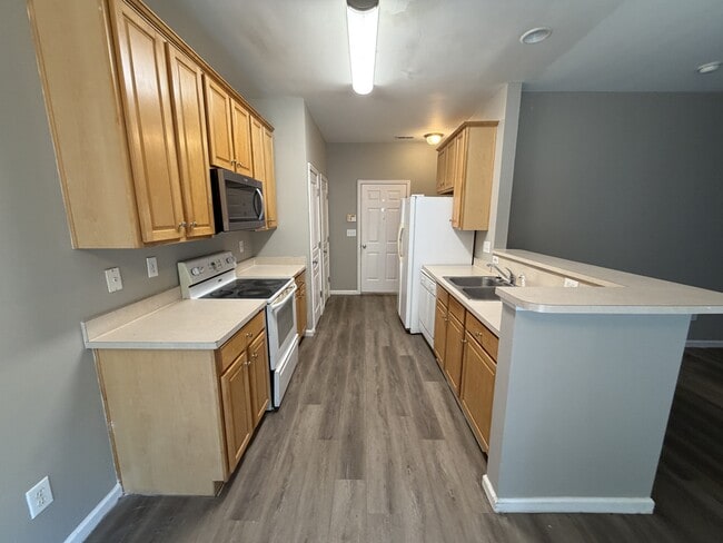 Photo - 6350 Morningview Ct