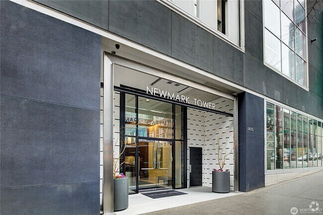Building Photo - 2Bd/1.75Ba Seattle Condo Unit 1209
